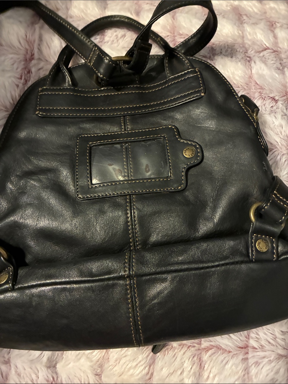 Vintage Fossil Black Leather Backpack - Picture 3 of 3